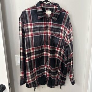 Women’s American Eagle- Black and Red flannel XXL